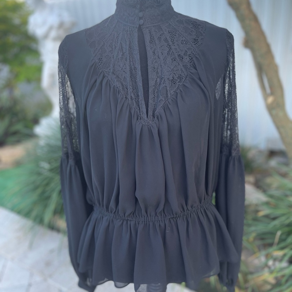 🖤 Express Black Lace & Sheer Keyhole Peplum Blouse 🖤 - Picture 11 of 13